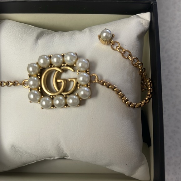 Gucci Pearls Bracelet - Picture 5 of 5